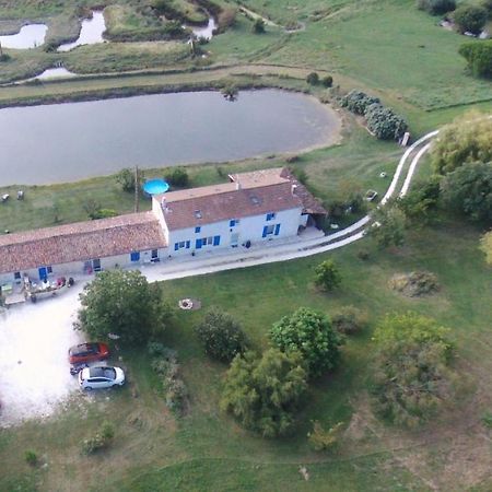 Saint-Just-Luzac Moulin De Mauzac Bed & Breakfast エクステリア 写真