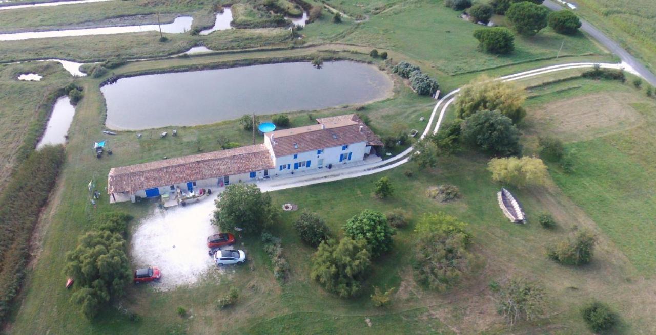 Saint-Just-Luzac Moulin De Mauzac Bed & Breakfast エクステリア 写真