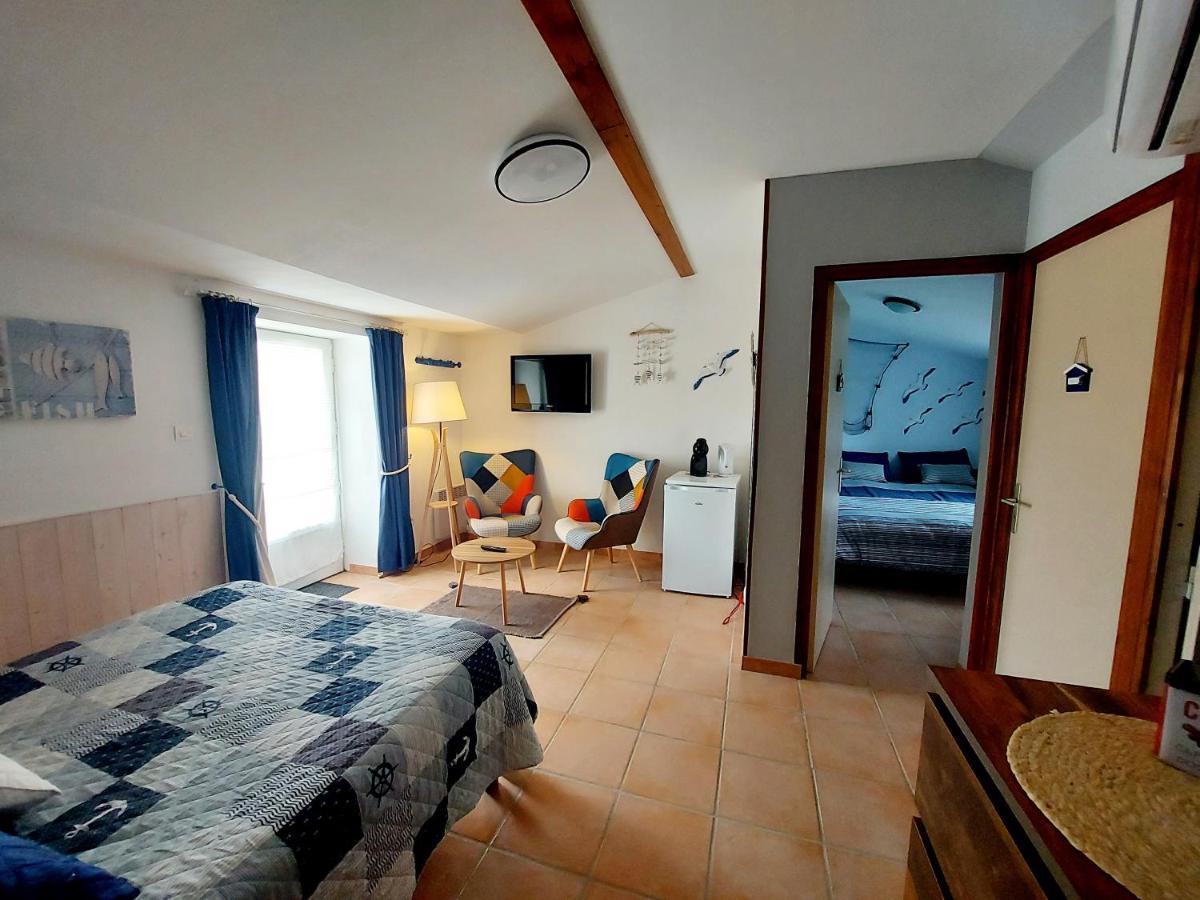 Saint-Just-Luzac Moulin De Mauzac Bed & Breakfast エクステリア 写真