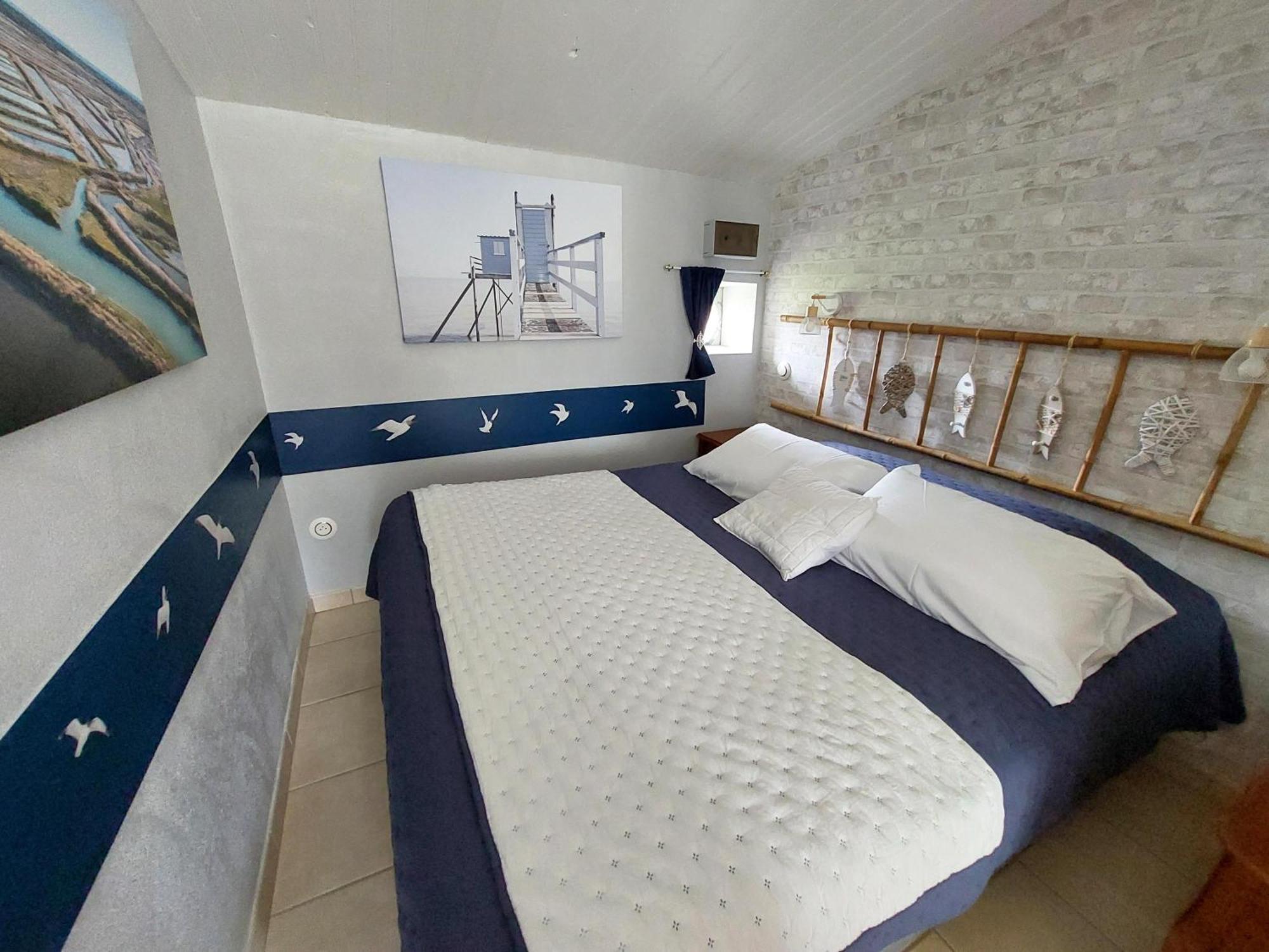 Saint-Just-Luzac Moulin De Mauzac Bed & Breakfast エクステリア 写真